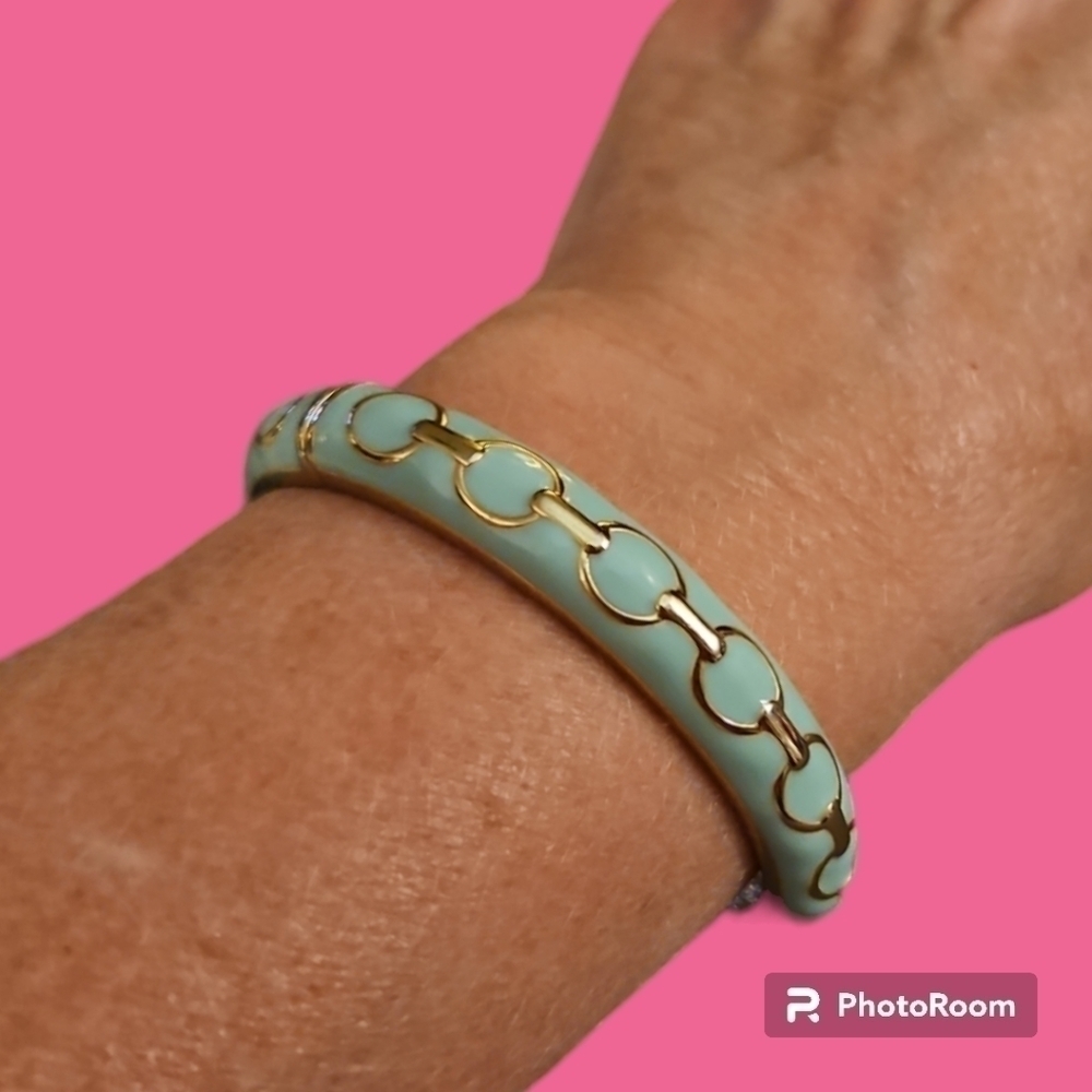 VTG Premier Designs 1990s Mint Aqua Chain Link Enamel Clamper Bracelet